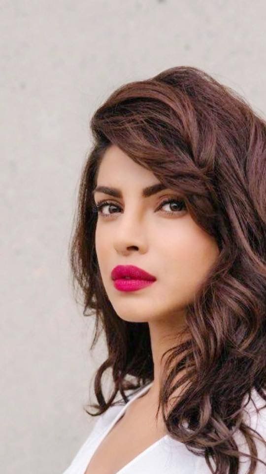 5 Times Priyanka Chopra Gave us Lipstick Goals - Brown Girl Magazine